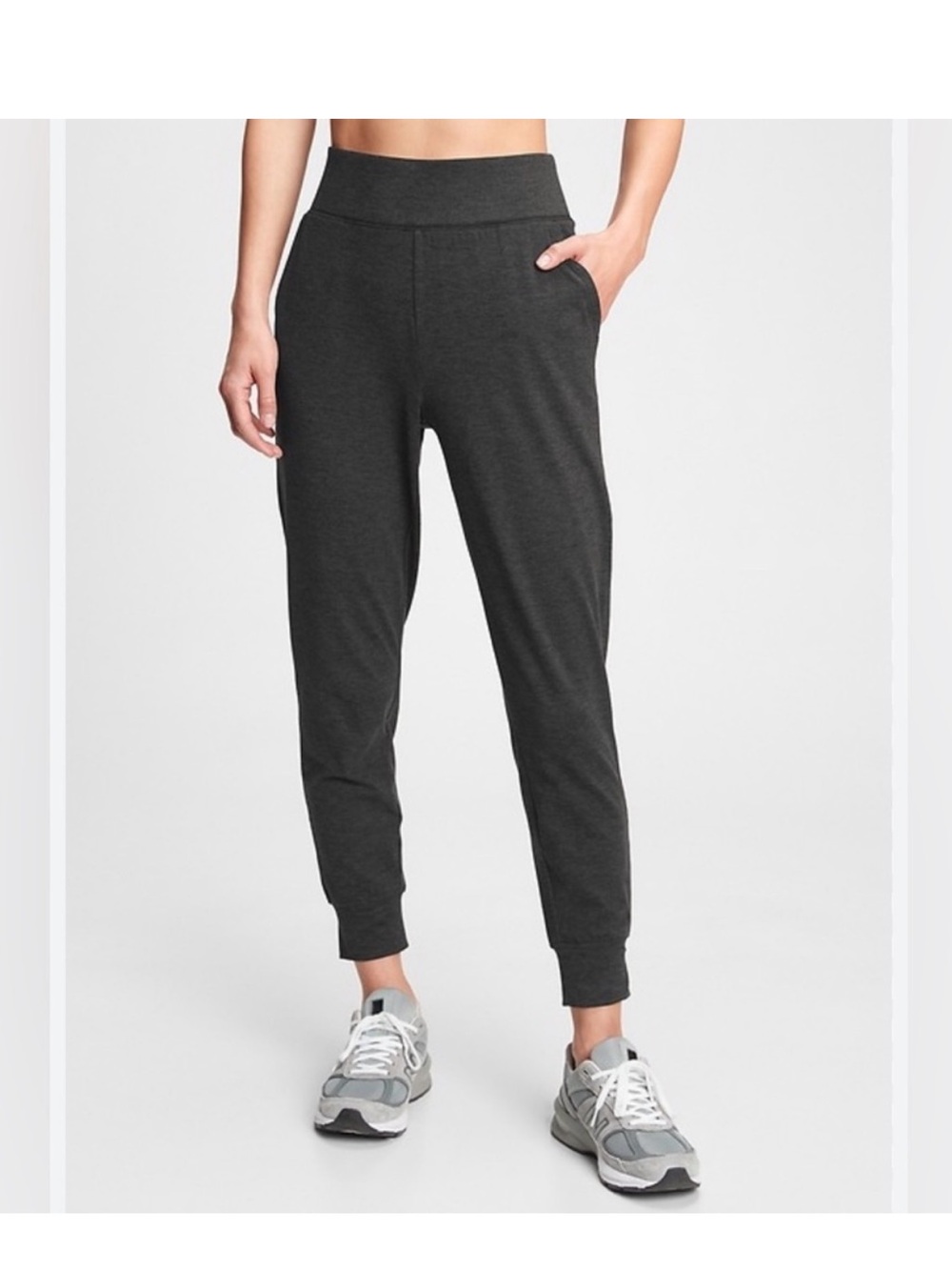 GapFit Women’s Brushed Jogger Pants